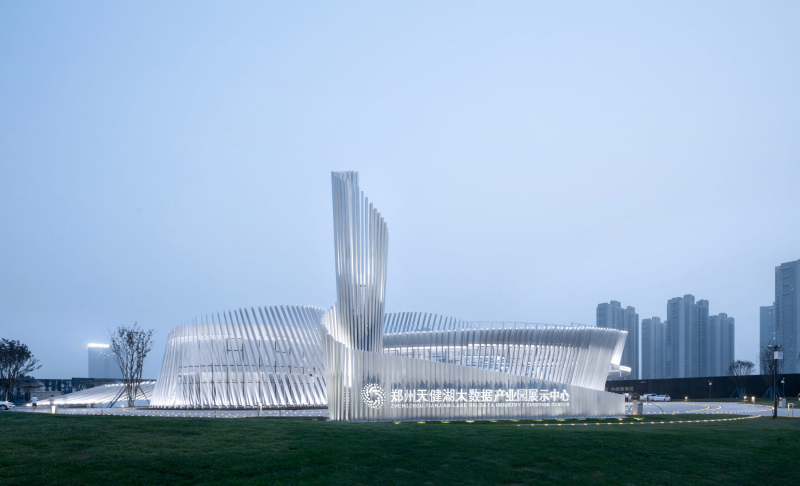 鄭州天健湖(hú)大(dà)數(shù)據産業(yè)園展示中心